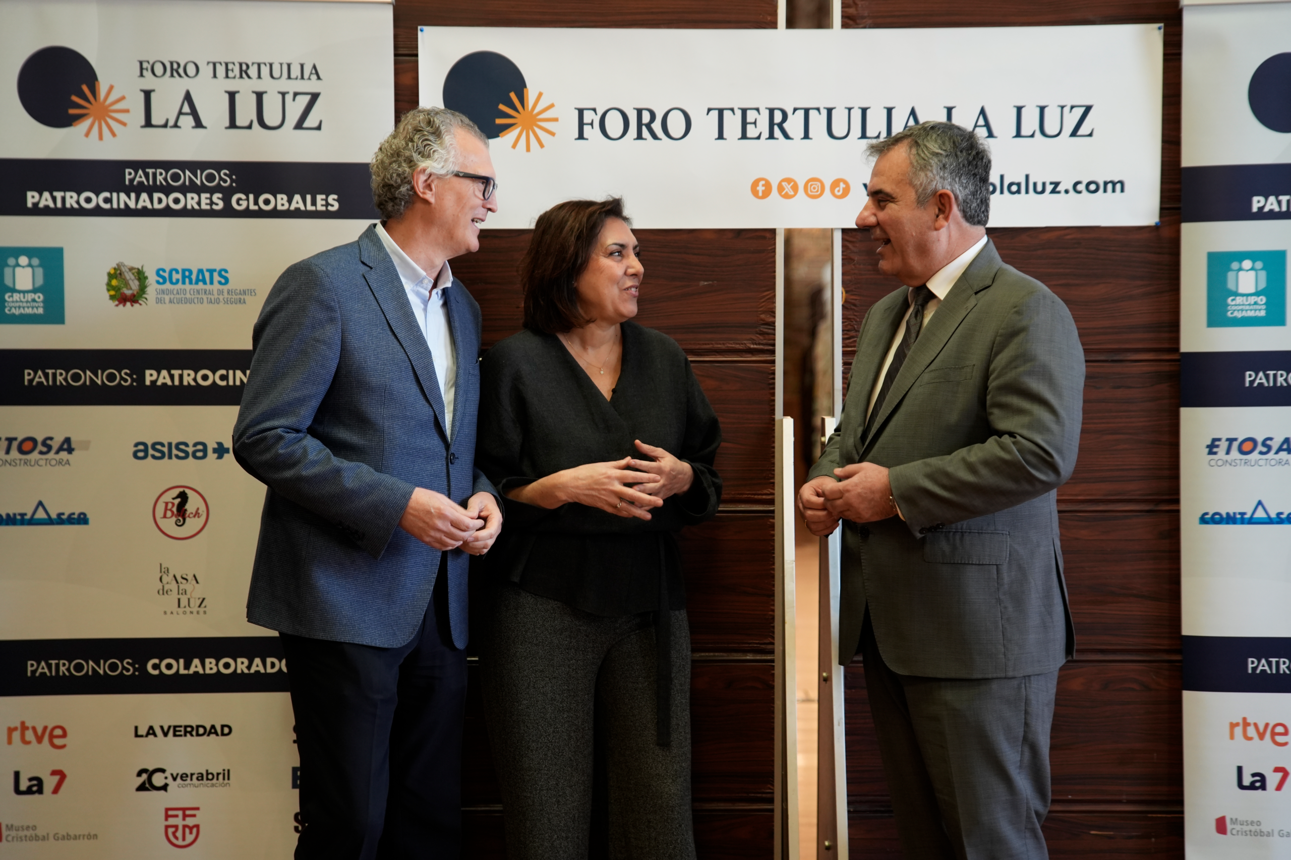 FLaLuz. Encarna Guillén 17